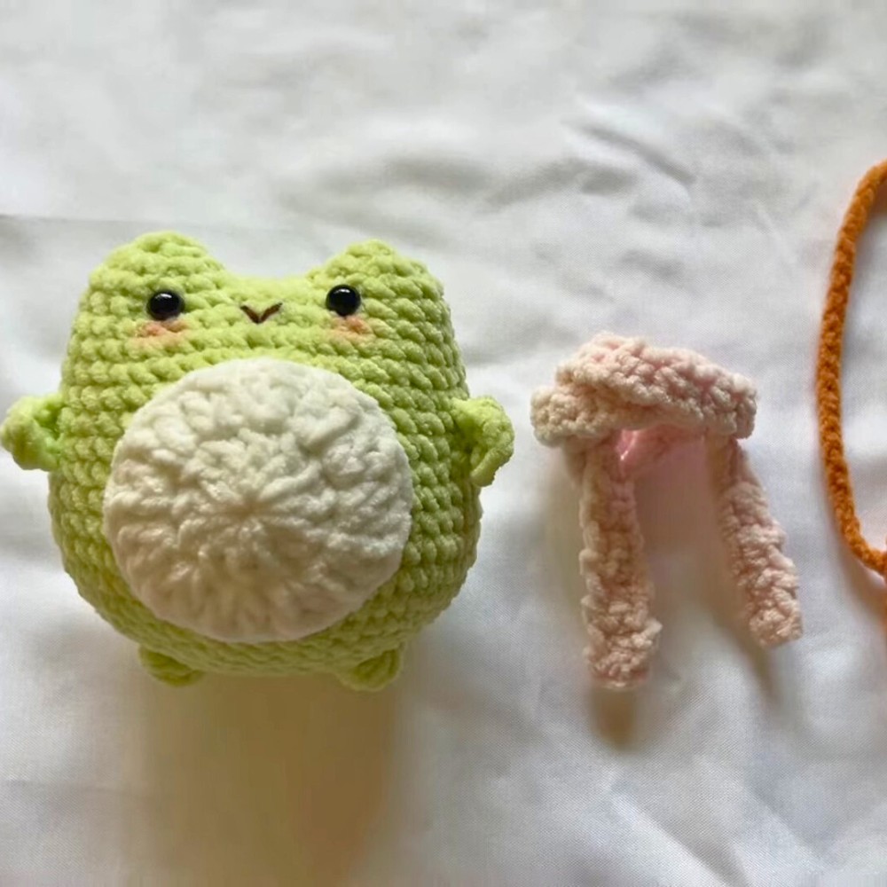 8 Crochet Frog Amigurumi Patterns