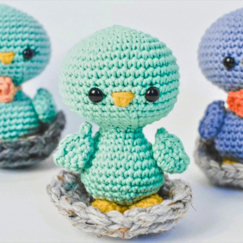 5 Colorful Crochet Spring Birds Patterns