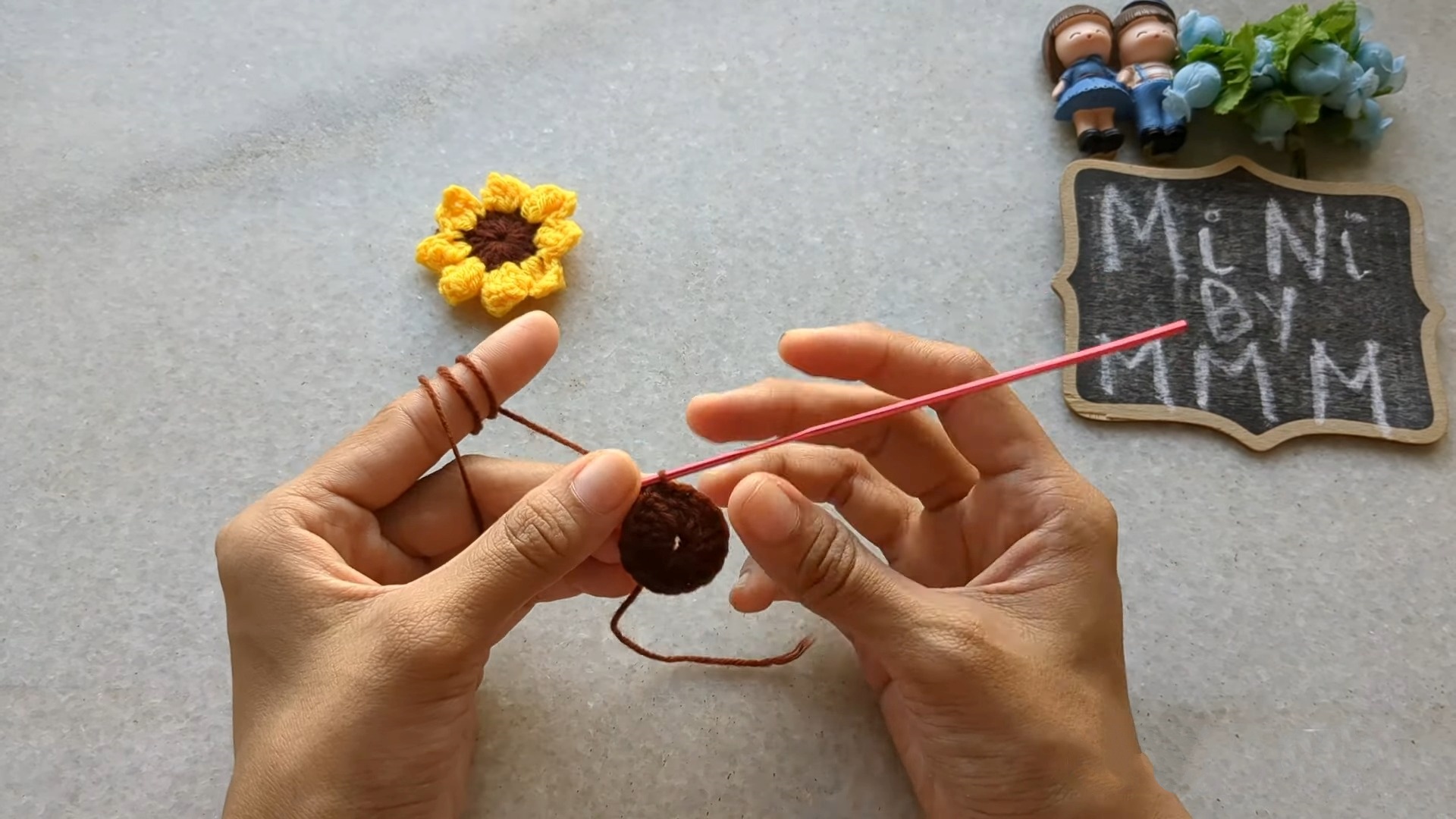 Crochet Mini Sunflower: Easy Guide for Beginners