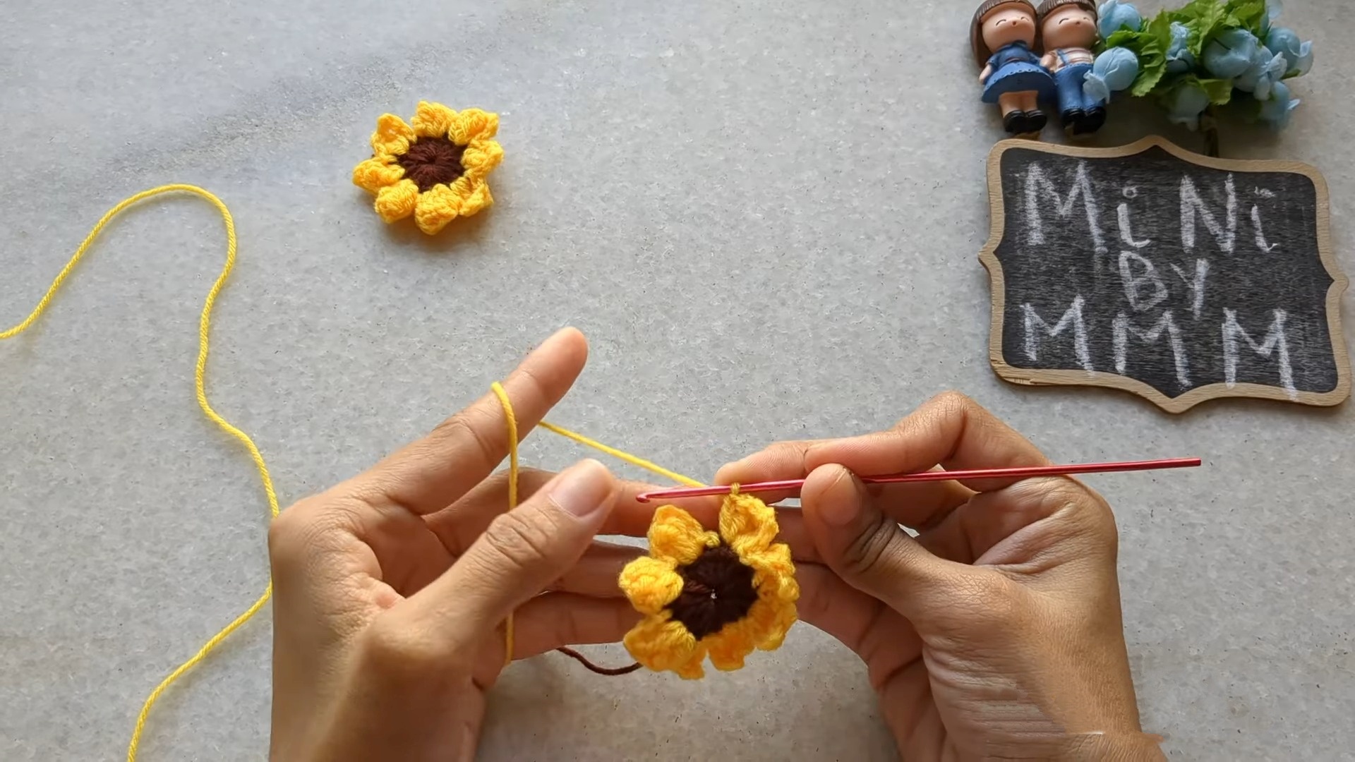 Crochet Mini Sunflower: Easy Guide for Beginners