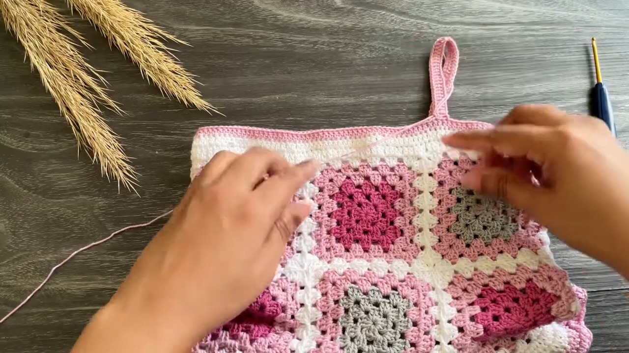 Charming Crochet Crop Top for Little Girls: Step-by-Step Guide