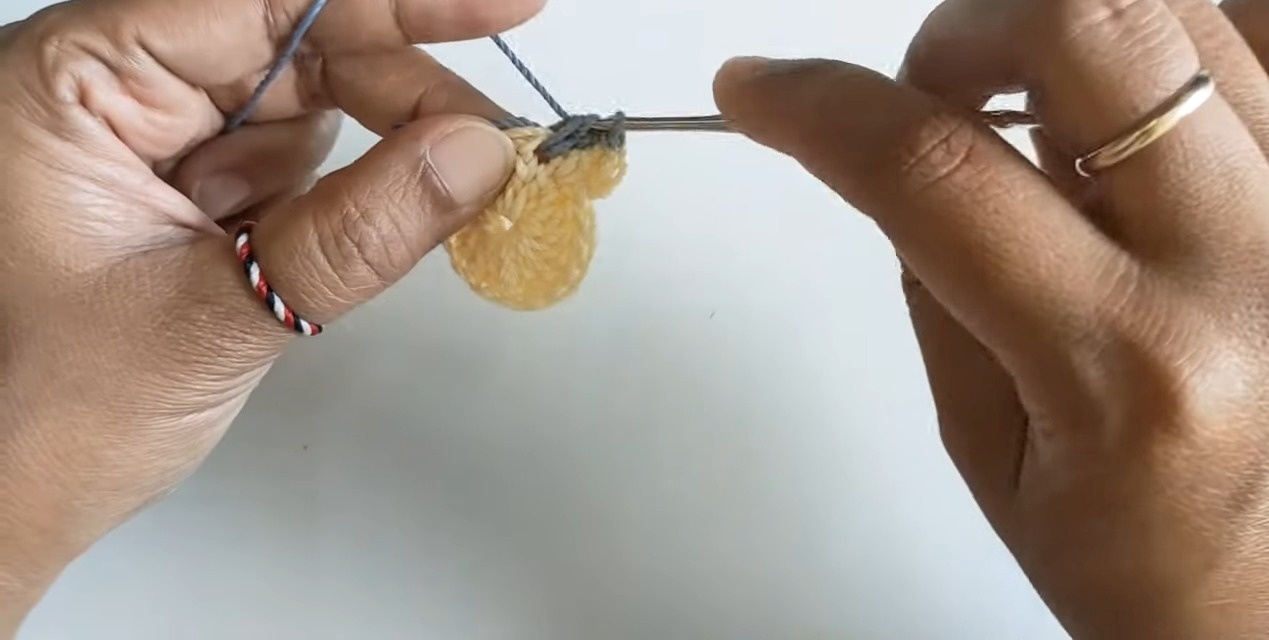 Cute Crochet Cat Keychain: Easy Step-by-Step Guide
