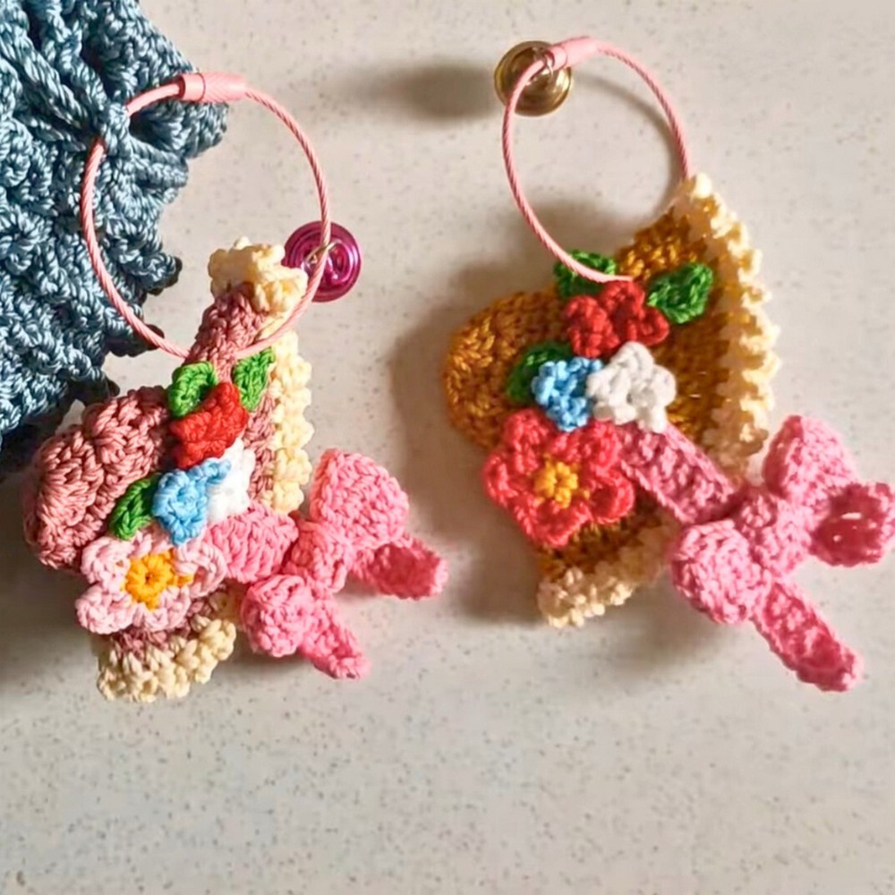 Handmade Crochet Hat Keychain – Perfect for Bags & Keys